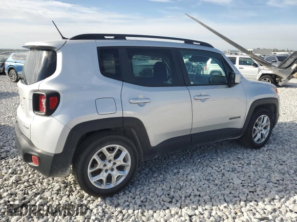 2015 Jeep Renegade Latitude with VIN ZACCJABT9FPC04550, listed as a Copart auction lot 52883135 with 117,651 mi miles and Salvage Title. Bid and sale history available at DreamBid. Image 3.