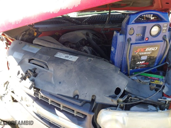 2001 Chevrolet Silverado 1500 LS with VIN 2GCEC19V011162458, listed as a IAAI auction lot 41731501 with 194,931 mi miles. Bid and sale history available at carsss.com. Image 10.
