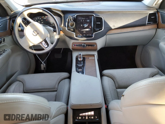 2017 Volvo XC90 Inscription with VIN YV4BC0PL9H1107924, listed as a Copart auction lot 87352174 with 124,136 mi miles and Salvage Title. Bid and sale history available at carsss.com. Image 8.