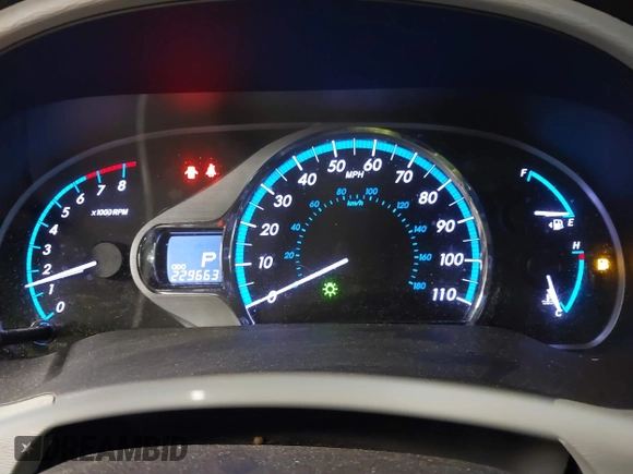 2011 Toyota Sienna XLE AAS with VIN 5TDYK3DC9BS091563, listed as a IAAI auction lot 41393689 with 229,663 mi miles and . Bid and sale history available at DreamBid. Image 7.