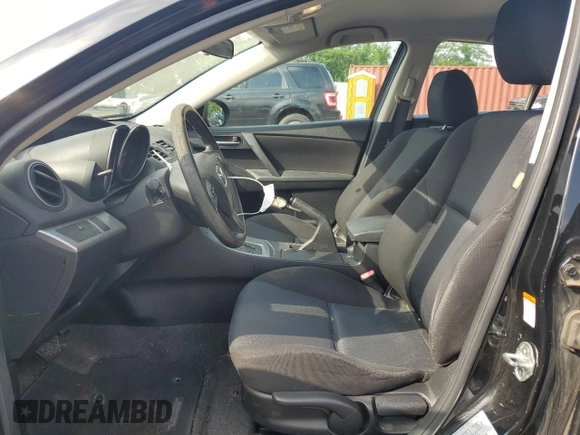 2011 Mazda 3 i Touring z VIN JM1BL1VG0B1487399, wystawiony jako Copart lot #57860375 z przebiegiem 177 755 mil mil oraz Szkoda całkowita • Salvage title. Historia ofert i sprzedaży dostępna na DreamBid. Obrazek 7.