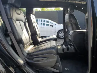 2024 Jeep Grand Cherokee Limited z VIN 1C4RJKBG7R8602757, wystawiony jako Copart lot #57035185 z przebiegiem Nie podano mil oraz Nie do naprawy • Non repairable. Historia ofert i sprzedaży dostępna na DreamBid. Obrazek 11.