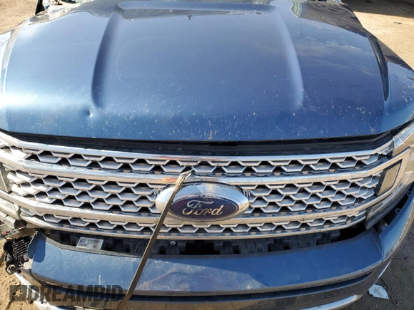 2020 Ford Expedition Platinum with VIN 1FMJU1MT2LEA15718, listed as a Copart auction lot 52897235 with Not provided miles and Salvage title. Bid and sale history available at DreamBid. Image 13.