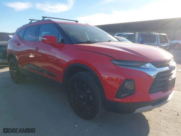 2020 Chevrolet Blazer LT with VIN 3GNKBBRA8LS596084, listed as a IAAI auction lot 40894435 with 86,064 mi miles. Bid and sale history available at carsss.com. Image 1.