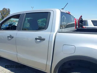 2019 Ford Ranger XL with VIN 1FTER4EH2KLA58341, listed as a IAAI auction lot 42039276 with 100,387 mi miles and . Bid and sale history available at carsss.com. Image 15.