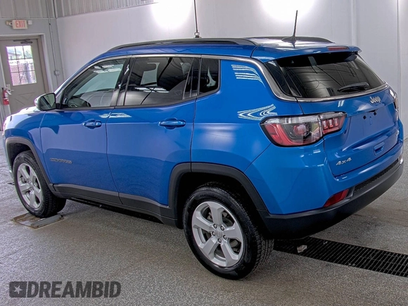 2021 Jeep Compass Latitude z VIN 3C4NJDBB0MT594087, wystawiony jako IAAI lot #42791550 z przebiegiem 78 385 mil mil oraz . Historia ofert i sprzedaży dostępna na DreamBid. Obrazek 13.