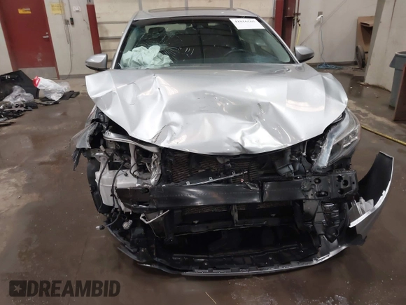 2016 Toyota Avalon Limited with VIN 4T1BK1EB3GU203367, listed as a IAAI auction lot 41816265 with 72,481 mi miles and . Bid and sale history available at carsss.com. Image 6.