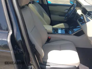 2019 Land Rover Range Rover Velar S z VIN SALYB2EXXKA215597, wystawiony jako IAAI lot #42577983 z przebiegiem 84 006 mil mil oraz . Historia ofert i sprzedaży dostępna na DreamBid. Obrazek 5.