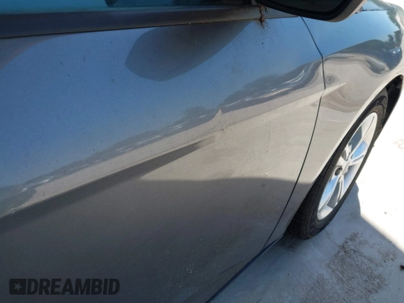 2013 Ford Focus SE with VIN 1FADP3K2XDL265306, listed as a IAAI auction lot 42029295 with 84,076 mi miles. Bid and sale history available at carsss.com. Image 6.