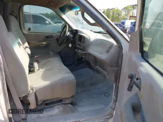 1999 Ford F-250 with VIN 1FTRF27W7XNB99203, listed as a IAAI auction lot 42074482 with 179,126 mi miles and . Bid and sale history available at DreamBid. Image 5.