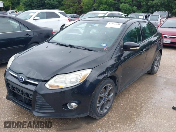 2013 Ford Focus SE с VIN 1FADP3F29DL266120, выставлен на аукционе IAAI как лот 42491390 с пробегом 124 886 миль миль и . История ставок и продаж доступна на DreamBid. Изображение 2.