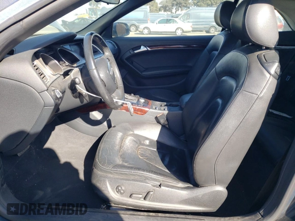2010 Audi A5 Premium Plus z VIN WAULFAFH9AN012289, wystawiony jako Copart lot #78282564 z przebiegiem 130 844 mil mil oraz Szkoda całkowita • Salvage title. Historia ofert i sprzedaży dostępna na DreamBid. Obrazek 7.