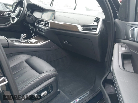 2022 BMW X5 xDrive45e with VIN 5UXTA6C08N9L09645, listed as a IAAI auction lot 41454157 with 31,149 mi miles. Bid and sale history available at carsss.com. Image 5.