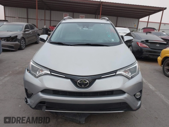 2018 Toyota RAV4 XLE with VIN 2T3WFREV7JW481136, listed as a IAAI auction lot 41545502 with 45,610 mi miles. Bid and sale history available at carsss.com. Image 12.