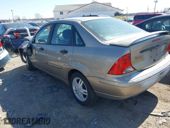2003 Ford Focus SE with VIN 1FAFP34P03W240199, listed as a IAAI auction lot 41757940 with 91,852 mi miles and . Bid and sale history available at carsss.com. Image 3.