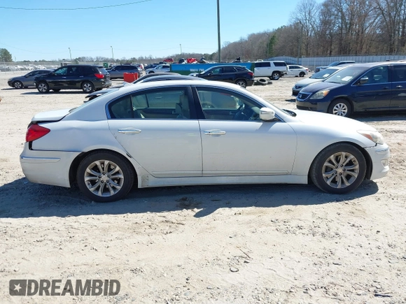 2012 Hyundai Genesis 3.8L z VIN KMHGC4DD1CU158141, wystawiony jako IAAI lot #41701051 z przebiegiem 189 981 mil mil oraz . Historia ofert i sprzedaży dostępna na DreamBid. Obrazek 14.