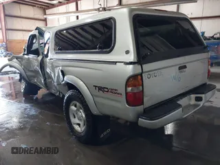 2004 Toyota Tacoma with VIN 5TEWN72N24Z442216, listed as a IAAI auction lot 41370604 with 199,640 mi miles and . Bid and sale history available at DreamBid. Image 3.