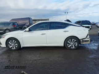 2019 Nissan Altima S with VIN 1N4BL4BVXKC159535, listed as a IAAI auction lot 41136702 with 90,380 mi miles and . Bid and sale history available at carsss.com. Image 15.