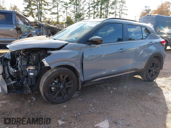 2024 Nissan Kicks SR with VIN 3N1CP5DV9RL479629, listed as a IAAI auction lot 41025530 with 9,915 mi miles. Bid and sale history available at carsss.com. Image 17.
