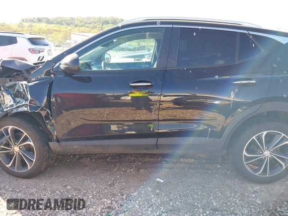 2023 Buick Encore GX Select with VIN KL4MMDS26PB061289, listed as a IAAI auction lot 42014422 with 58,581 mi miles and . Bid and sale history available at DreamBid. Image 14.