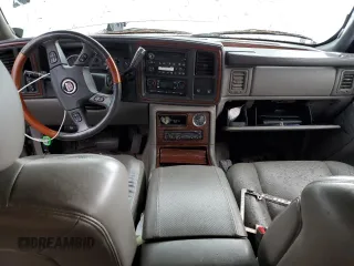 2004 Cadillac Escalade with VIN 1GYEK63N44R147220, listed as a Copart auction lot 47893315 with Not provided miles and Salvage title. Bid and sale history available at DreamBid. Image 8.