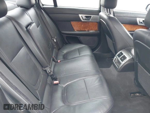 2013 Jaguar XF I4 RWD with VIN SAJWA0ES0DPS64027, listed as a IAAI auction lot 41569121 with 103,115 mi miles. Bid and sale history available at carsss.com. Image 8.