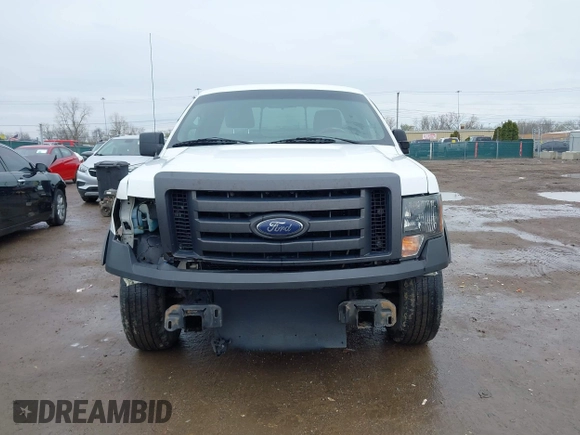 2012 Ford F-150 XL with VIN 1FTMF1CM4CKE25654, listed as a IAAI auction lot 41961898 with 288,253 mi miles. Bid and sale history available at carsss.com. Image 13.