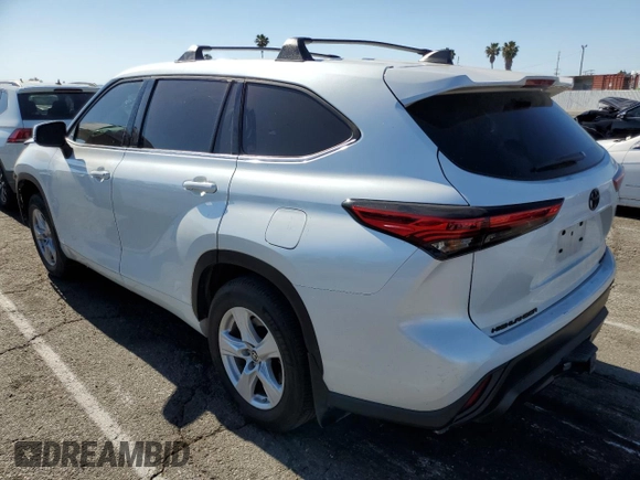 2022 Toyota Highlander LE with VIN 5TDBZRBHXNS204542, listed as a Copart auction lot 56551225 with 71,135 mi miles and Salvage title. Bid and sale history available at DreamBid. Image 2.