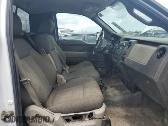 2010 Ford F-150 XL with VIN 1FTMF1CW3AKA19279, listed as a Copart auction lot 61200125 with 223,020 mi miles and Salvage title. Bid and sale history available at DreamBid. Image 10.