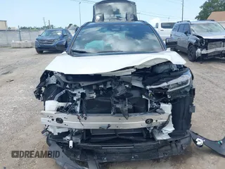 2024 Subaru Solterra Premium z VIN JTMABABA6RA053657, wystawiony jako IAAI lot #42451075 z przebiegiem 13 805 mil mil oraz . Historia ofert i sprzedaży dostępna na DreamBid. Obrazek 13.