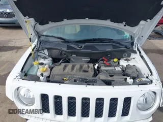 2014 Jeep Patriot Latitude with VIN 1C4NJRFB0ED778170, listed as a IAAI auction lot 41870418 with 54,624 mi miles. Bid and sale history available at carsss.com. Image 10.