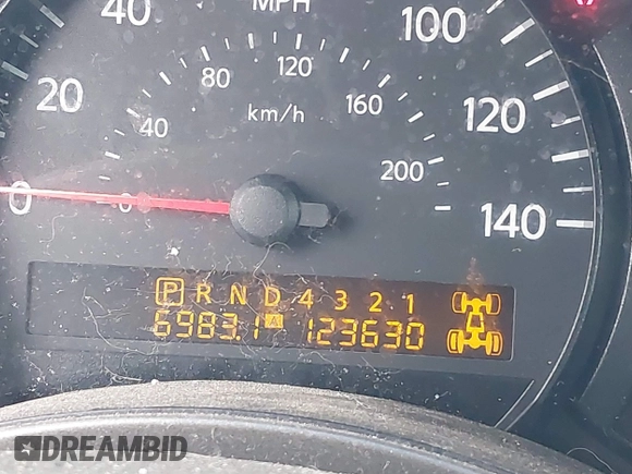 2005 Nissan Armada SE z VIN 5N1AA08B85N706842, wystawiony jako IAAI lot #41532244 z przebiegiem 123 630 mil mil oraz . Historia ofert i sprzedaży dostępna na DreamBid. Obrazek 15.