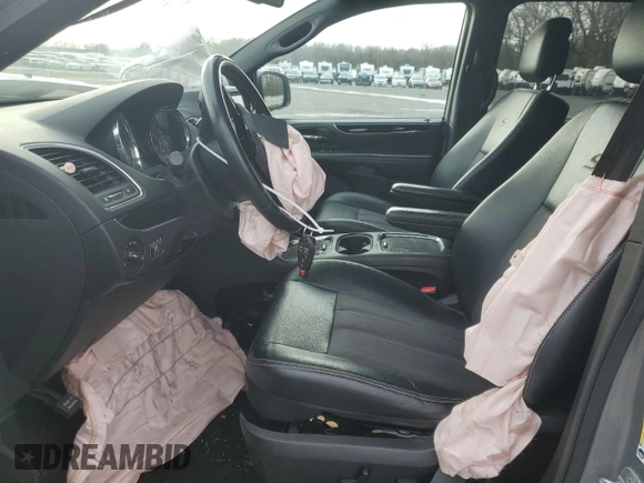 2014 Chrysler Town & Country S with VIN 2C4RC1HG9ER176127, listed as a Copart auction lot 47743945 with 130,189 mi miles and Salvage Title. Bid and sale history available at carsss.com. Image 7.