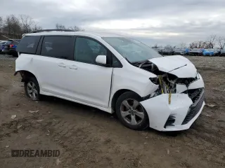 2018 Toyota Sienna LE Auto Access Seat with VIN 5TDKZ3DC1JS904717, listed as a Copart auction lot 43909145 with 66,111 mi miles and Salvage Title. Bid and sale history available at carsss.com. Image 4.