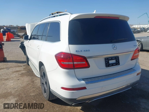 2019 Mercedes-Benz GLS 450 z VIN 4JGDF6EE7KB231729, wystawiony jako IAAI lot #41781298 z przebiegiem 46 327 mil mil oraz . Historia ofert i sprzedaży dostępna na DreamBid. Obrazek 3.