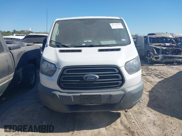 2018 Ford Transit с VIN 1FTYE1YM6JKB20389, выставлен на аукционе IAAI как лот 41794374 с пробегом 149 620 миль миль и . История ставок и продаж доступна на DreamBid. Изображение 12.