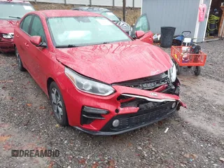 2020 Kia Forte LXS z VIN 3KPF24AD9LE215384, wystawiony jako IAAI lot #40951994 z przebiegiem 72 255 mil mil oraz . Historia ofert i sprzedaży dostępna na DreamBid. Obrazek 20.