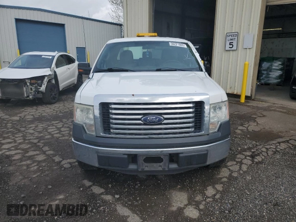 2013 Ford F-150 XL с VIN 1FTFX1CF1DKG33273, выставлен на аукционе Copart как лот 56221865 с пробегом 142 631 миль миль и Списание • Salvage title. История ставок и продаж доступна на DreamBid. Изображение 5.