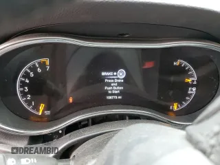 2019 Jeep Grand Cherokee Upland with VIN 1C4RJFAG0KC835245, listed as a Copart auction lot 49053595 with 106,773 mi miles and Salvage Title. Bid and sale history available at carsss.com. Image 9.