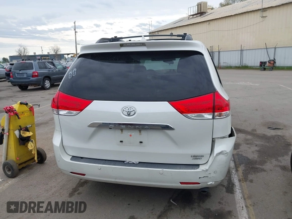 2014 Toyota Sienna Ltd with VIN 5TDDK3DC0ES090319, listed as a IAAI auction lot 41778096 with 171,953 mi miles. Bid and sale history available at carsss.com. Image 17.