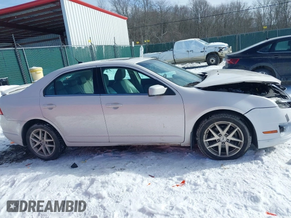 2010 Ford Fusion SEL with VIN 3FAHP0CG5AR376143, listed as a IAAI auction lot 41385840 with 153,854 mi miles. Bid and sale history available at carsss.com. Image 13.