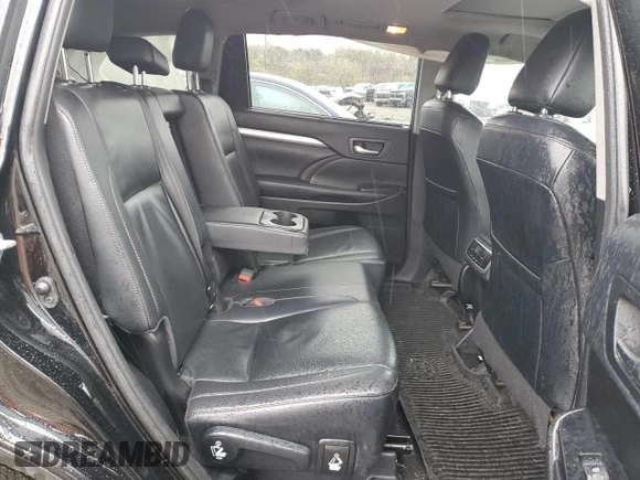 2019 Toyota Highlander SE z VIN 5TDJZRFH6KS587607, wystawiony jako Copart lot #73529944 z przebiegiem Nie podano mil oraz Szkoda całkowita • Salvage title. Historia ofert i sprzedaży dostępna na DreamBid. Obrazek 10.