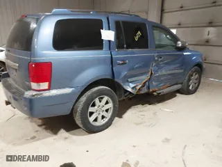 2007 Chrysler Aspen Limited with VIN 1A8HW58227F523329, listed as a IAAI auction lot 41276139 with 175,041 mi miles. Bid and sale history available at carsss.com. Image 4.
