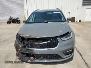 2021 Chrysler Pacifica Hybrid Touring L with VIN 2C4RC1L73MR603162, listed as a Copart auction lot 51253685 with Not provided miles and Salvage title. Bid and sale history available at DreamBid. Image 5.