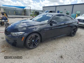 2020 BMW M4 with VIN WBS4Y9C09LAH83114, listed as a Copart auction lot 70394344 with 32,459 mi miles and Salvage Title. Bid and sale history available at carsss.com. Image 1.