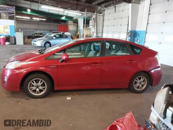 2011 Toyota Prius I with VIN JTDKN3DU7B1453991, listed as a IAAI auction lot 41640443 with 352,481 mi miles. Bid and sale history available at carsss.com. Image 14.