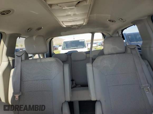 2008 Chrysler Town & Country Touring with VIN 2A8HR54P68R657361, listed as a Copart auction lot 56431225 with 90,268 mi miles and Clean Title. Bid and sale history available at DreamBid. Image 10.