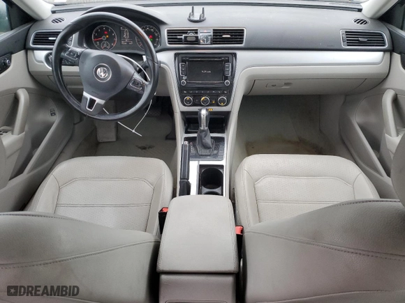 2012 Volkswagen Passat SE with VIN 1VWBP7A3XCC040866, listed as a Copart auction lot 82473374 with 157,391 mi miles and Salvage Title. Bid and sale history available at carsss.com. Image 8.