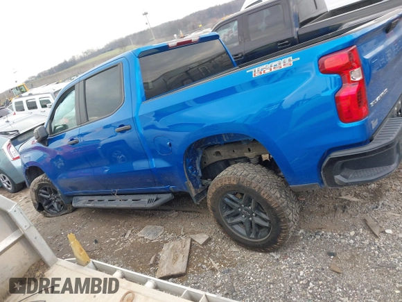 2022 Chevrolet Silverado 1500 Custom Trail Boss with VIN 3GCPDCED3NG689082, listed as a IAAI auction lot 41847136 with 38,101 mi miles and . Bid and sale history available at DreamBid. Image 14.