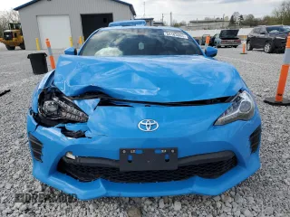 2020 Toyota 86 z VIN JF1ZNAA10L8752508, wystawiony jako Copart lot #54103985 z przebiegiem 67 479 mil mil oraz Szkoda całkowita • Salvage title. Historia ofert i sprzedaży dostępna na DreamBid. Obrazek 5.